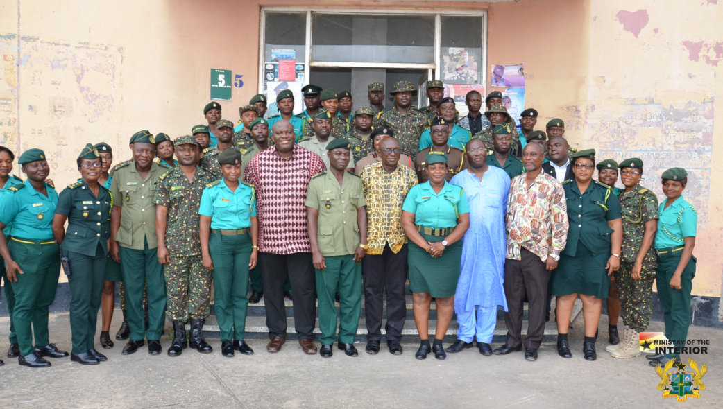 INTERIOR MINISTER TOURS REGIONAL OFFICES OF AGENCIES UNDER THE SECTOR