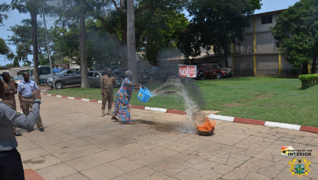 STAFF OF THE INTERIOR MINISTRY‘S HEAD OFFICE RECEIVE TRAINING IN FIRE SAFETY