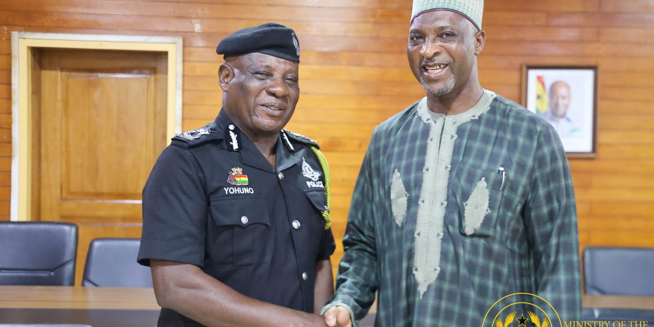 Interior Minister Welcomes New Inspector General of Police