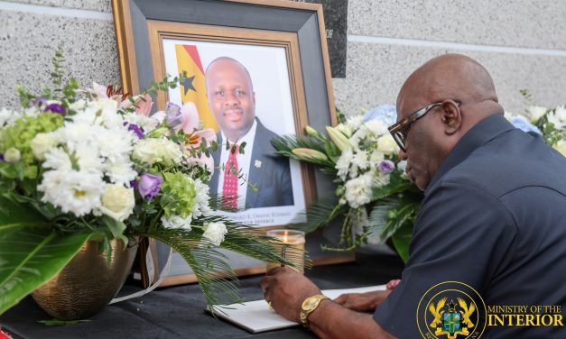 Interior Ministry commiserates with Institutions of the Fallen Statesmen