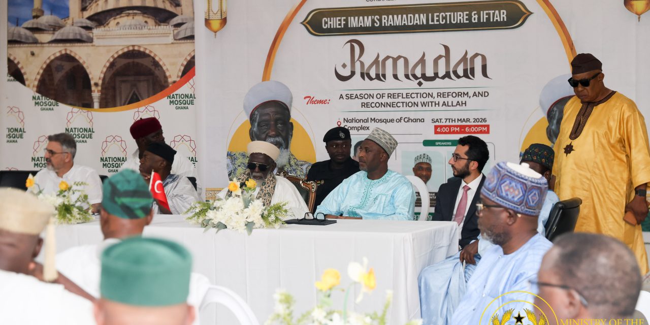 Annual Ramadan Lectures: Muntaka Calls for Proper Upbringing of Children in Communities